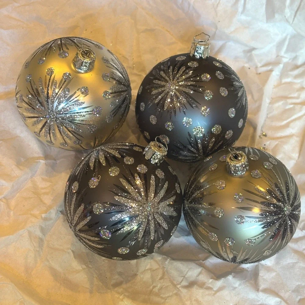Crate&Barrel Glass Christmas Ornaments Set 4 Grey Silver Glitter Star Germany
